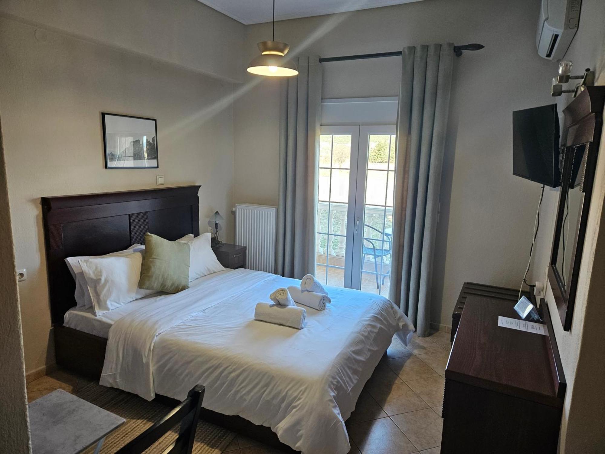 Spilaio At Meteora Otel Kalampáka Dış mekan fotoğraf